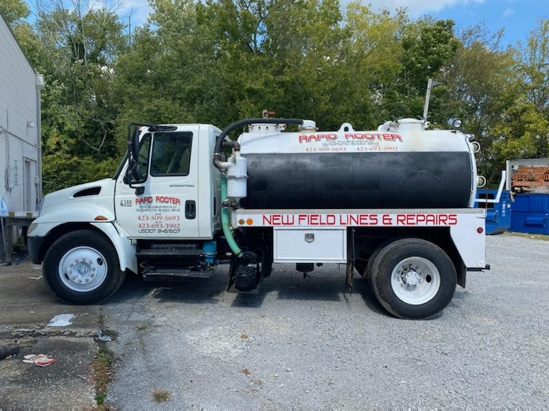 Rapid Rooter Septic Truck